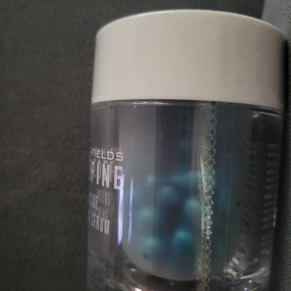 Rodan and Fields Intensive Renewing Serum - Picture 2 of 3